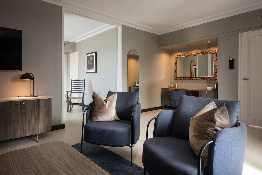 Junior Suite, 2 Twin Beds, Non Smoking