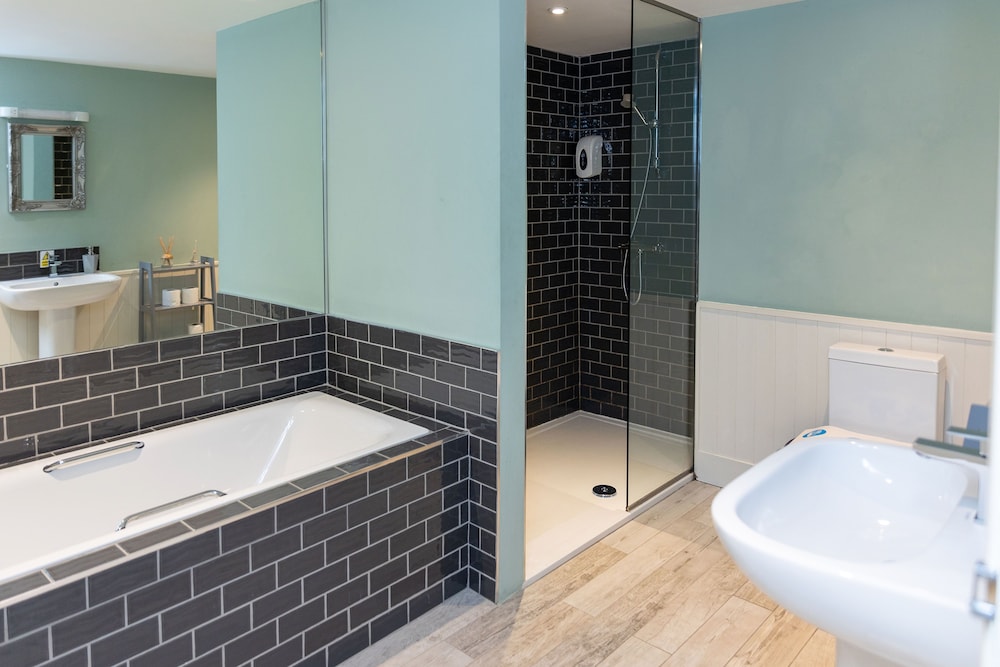 Exclusive Suite, Sea View, Ground Floor - Photo 7