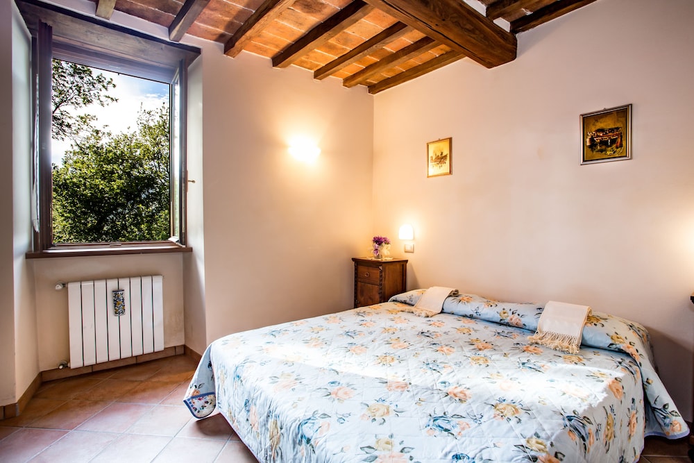 Villa, 6 Bedrooms photo 1