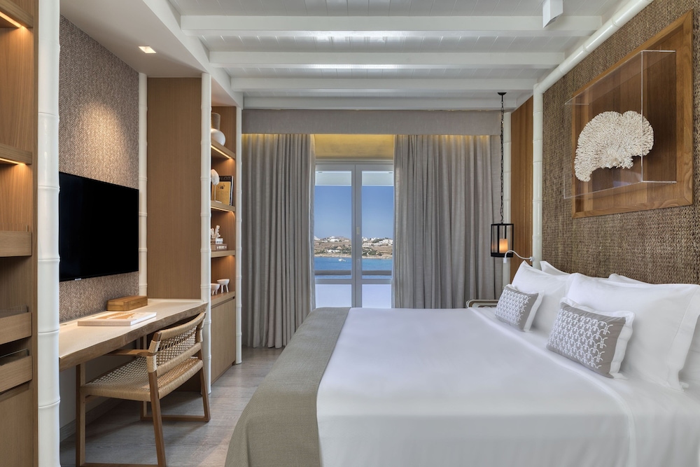 Deluxe Room, Sea View (Balcony) - Photo 1