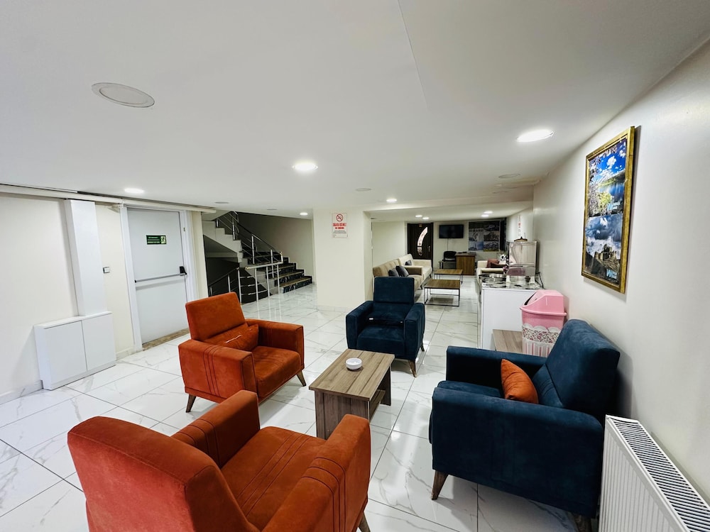 Comfort Triple Room, Non Smoking, City View photo 3