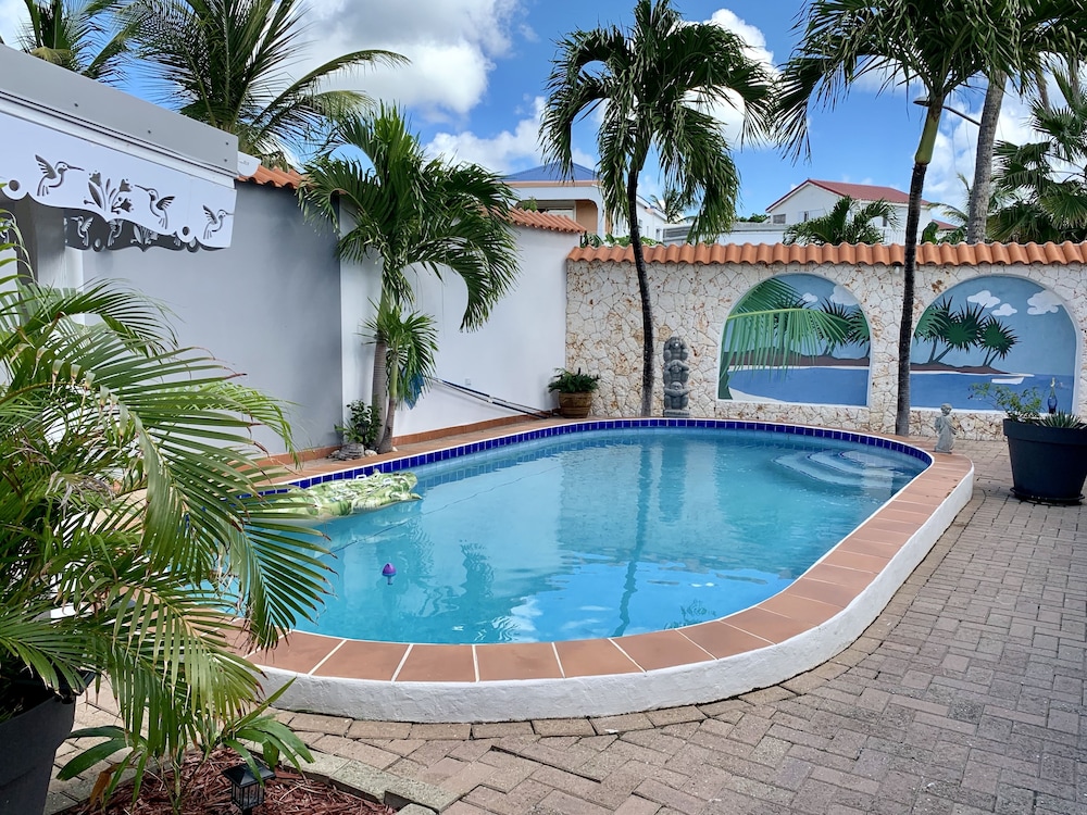 Comfort Villa, 3 Bedrooms, Pool View photo 3
