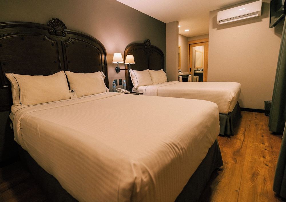 Deluxe Double Room, 2 Double Beds photo 1