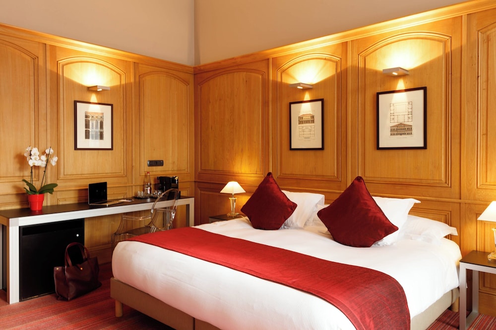 Prestige Suite - Photo 1