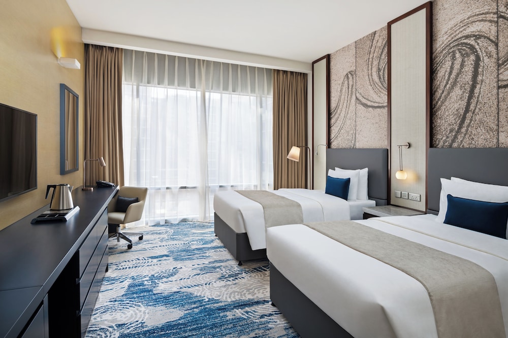 Deluxe Room, 2 Twin Beds, Park View photo 2