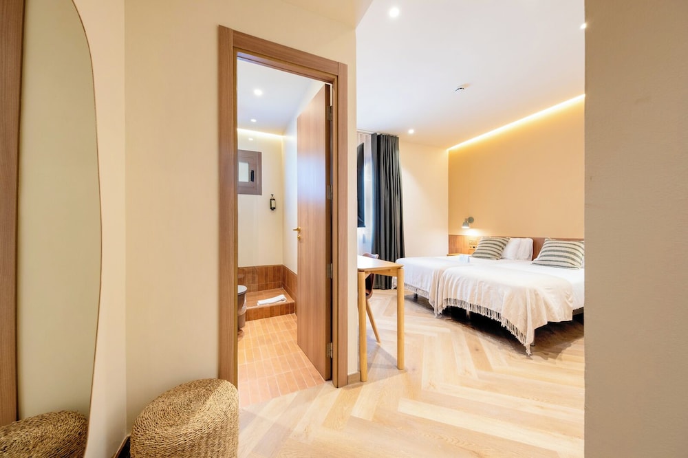 Standard Twin Room photo 2