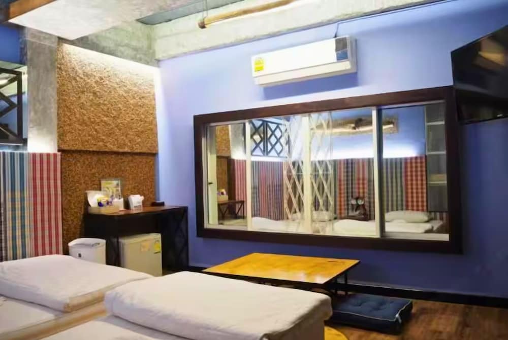Deluxe Twin Room photo 3