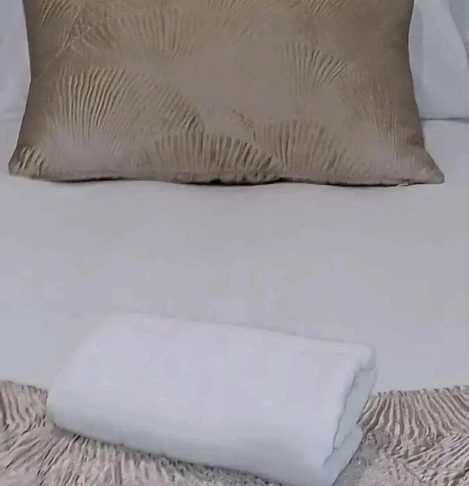 Family Room (Room 7)