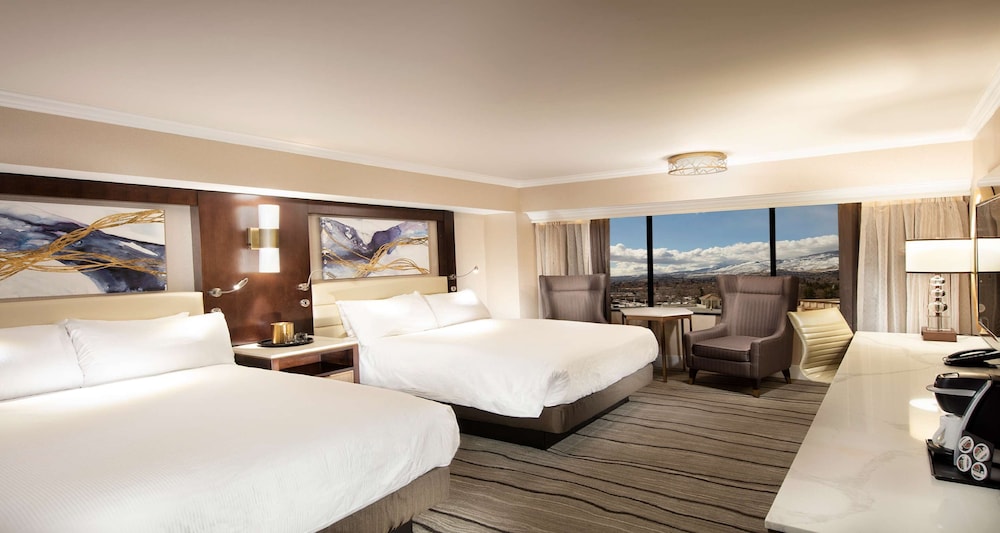 Peppermill Deluxe 2 Queen Beds, Non Smoking - Photo 1
