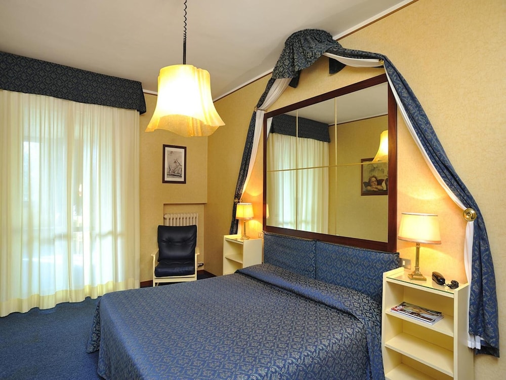 Deluxe Double Room - Photo 3