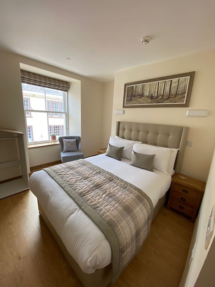 Comfort Apartment, Ensuite, City View - Photo 2