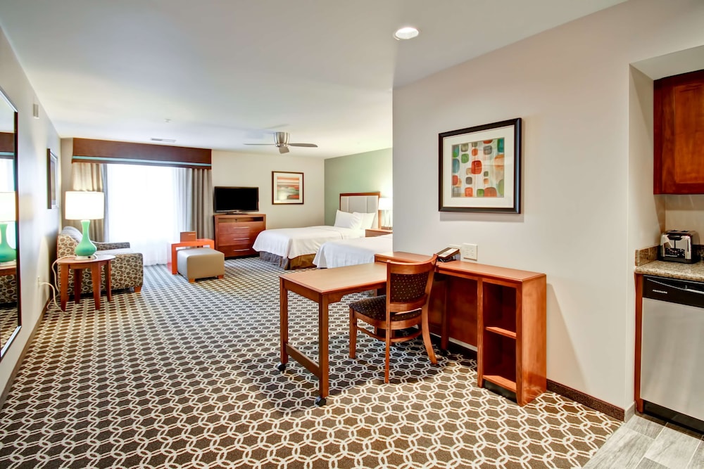 Studio, 2 Queen Beds, Accessible, Bathtub