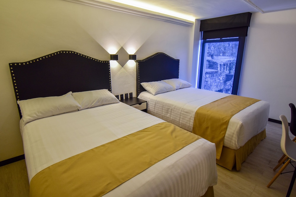 Double Room, 2 Double Beds, Courtyard View photo 1