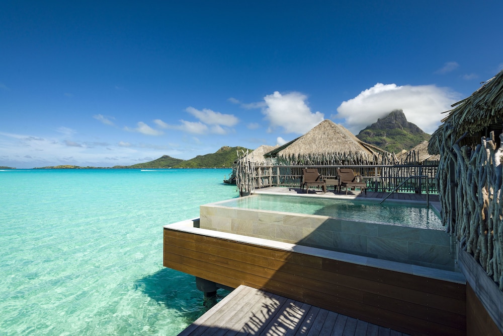 Room, 1 King Bed, Lagoon View, Overwater (private Pool)