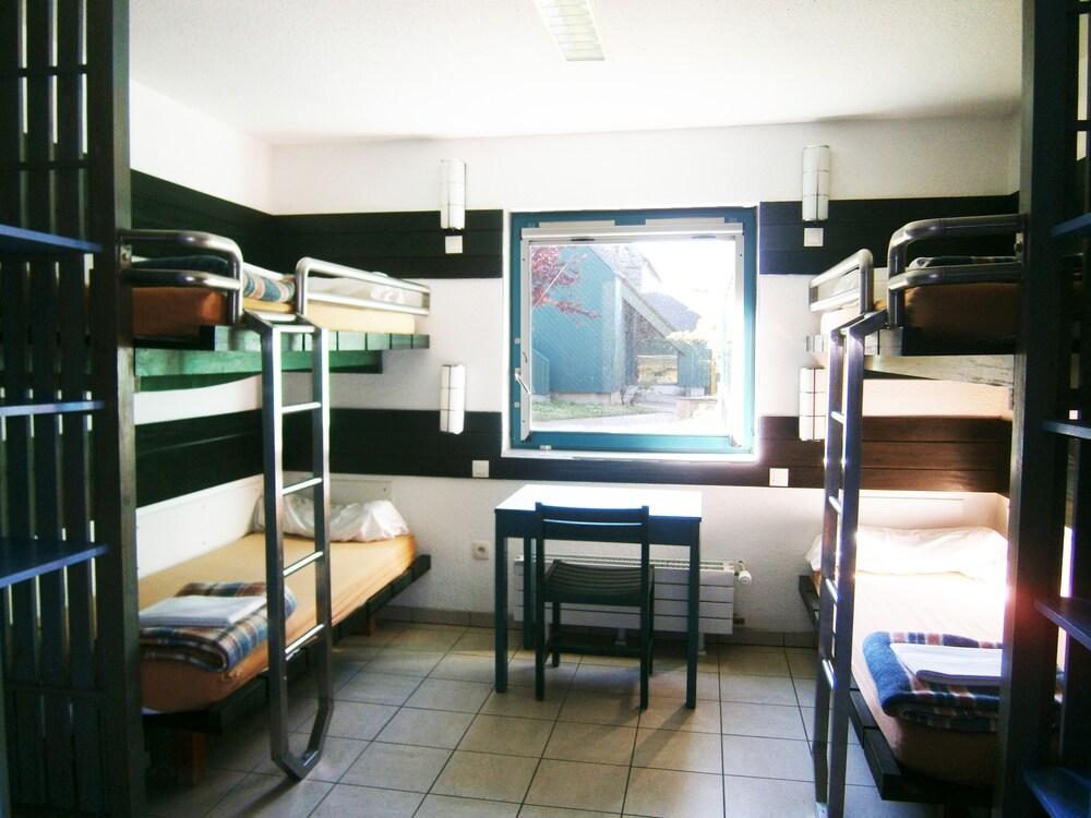 Bed in 4-Bed Male Dormitory - Shared Bathroom photo 2