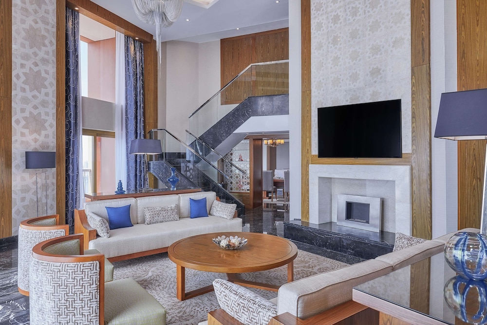 Suite (Diwan)