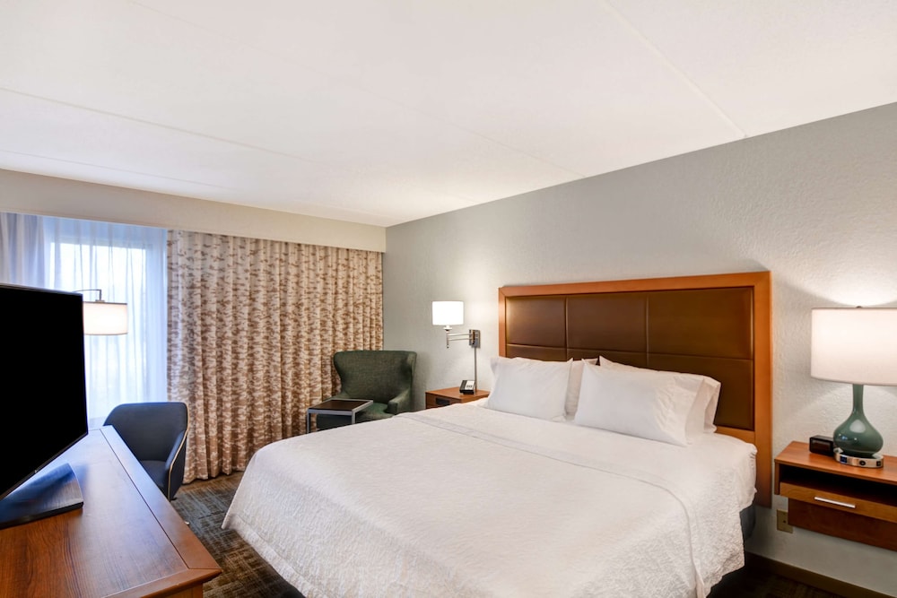 One Double Bed, Non-Smoking, Accessible photo 2