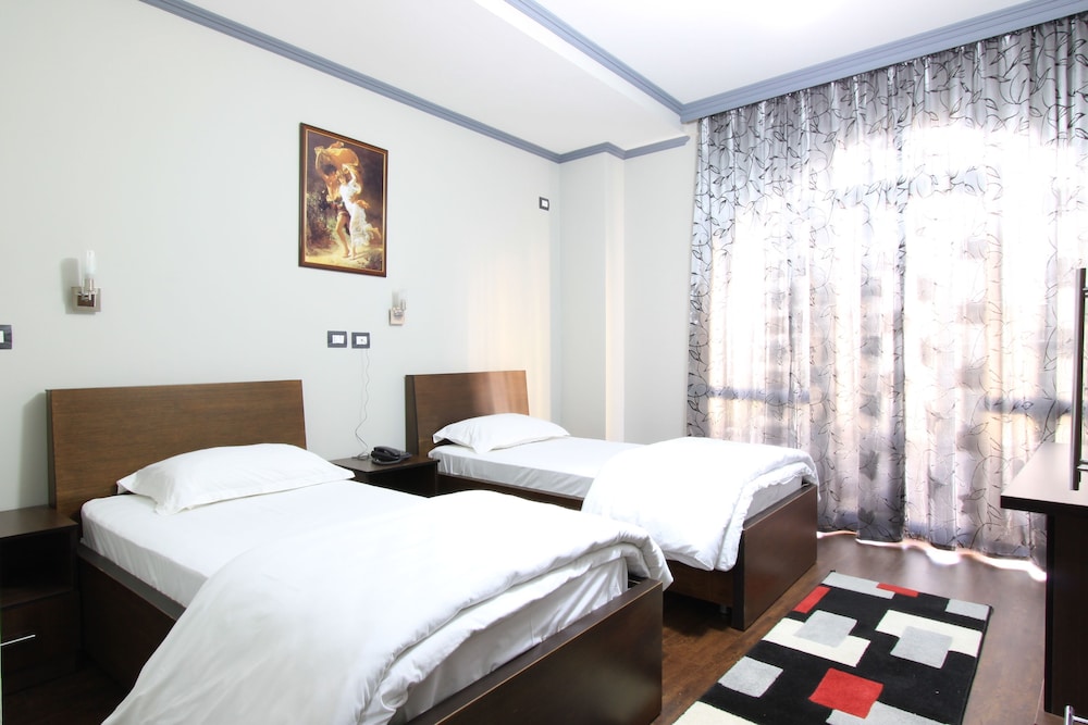 Standard Twin Room photo 1