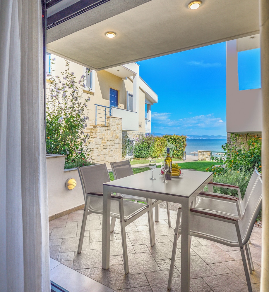 Deluxe Apartment, Sea View (Ground floor) photo 1