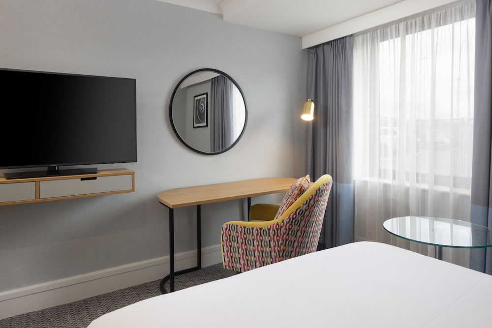Room, 2 Double Beds - Photo 3