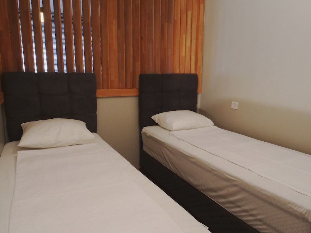 Classic Apartment, Multiple Beds photo 1