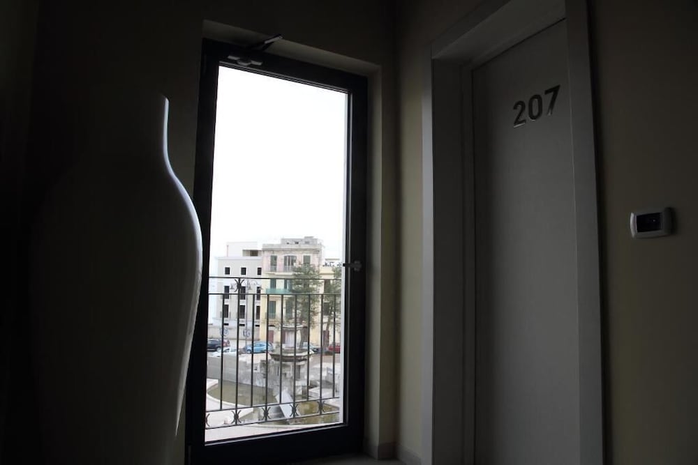 Deluxe Double Room Single Use, 1 Double Bed, Sea View photo 3