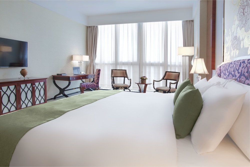 Club Deluxe Room (10th floor)