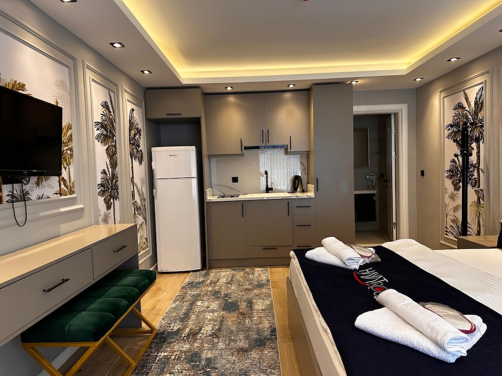 Deluxe Room, 1 Large Twin Bed photo 3