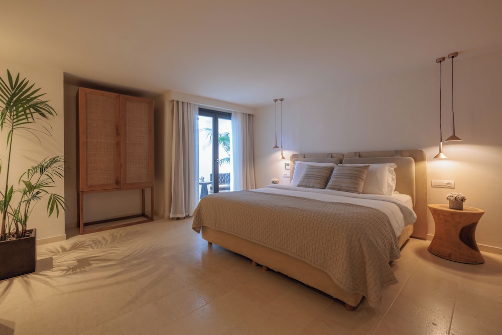 Asty Maisonette with Private Pool - Photo 1