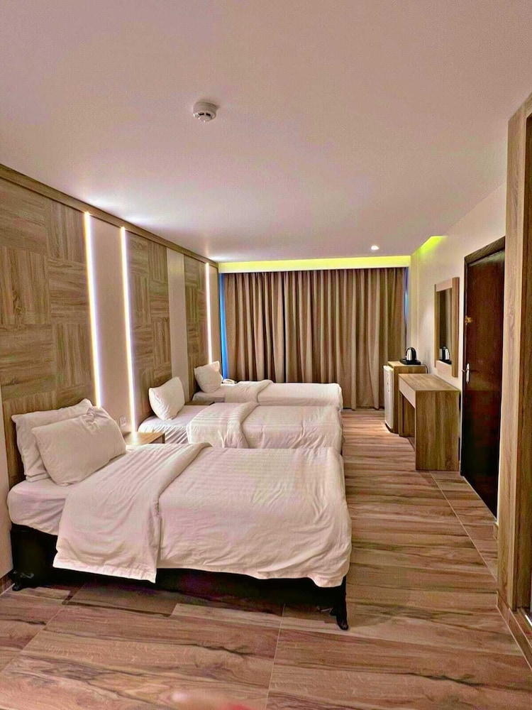 Family Triple Room photo 3