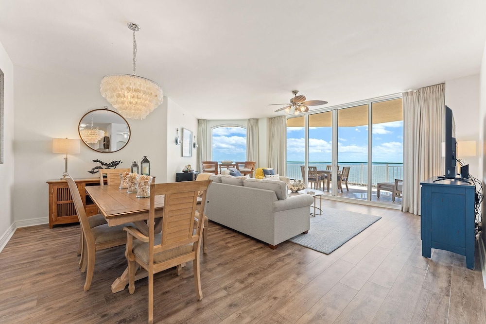 Condo, Multiple Beds (Beach Colony East 17B-Penthouse) photo 2