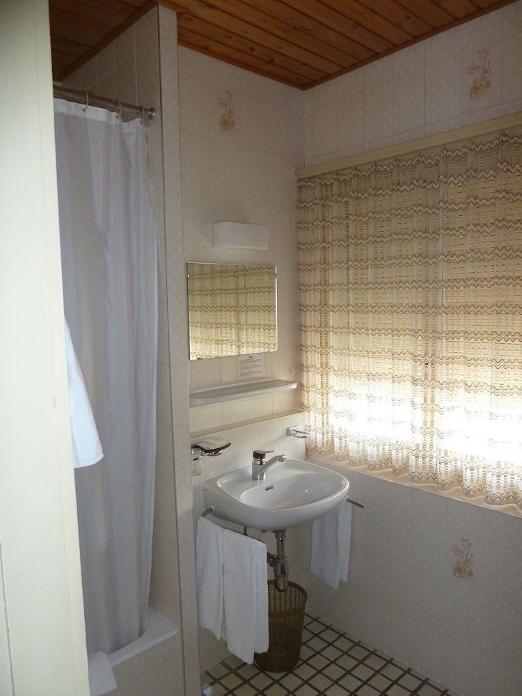 Double Or Twin Room, Mountain View photo 3