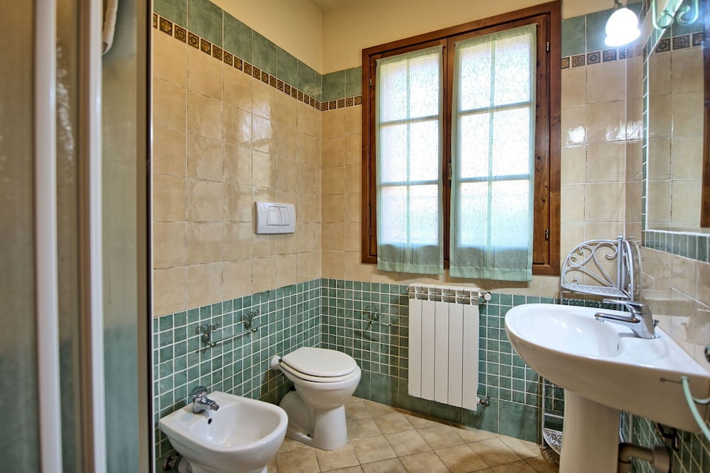 Panoramic Apartment, 3 Bedrooms (Casa Rossa 5) photo 3