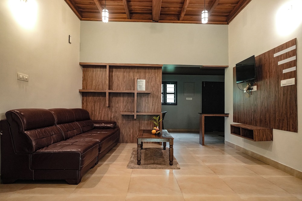 Family Double Room, Balcony, Garden View