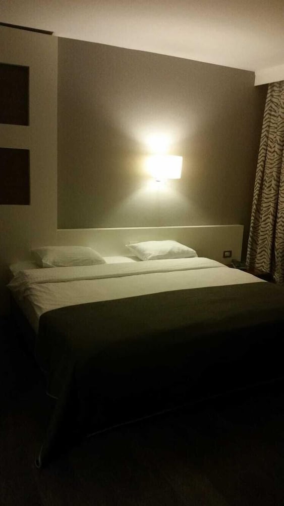 Standard Twin Room photo 3