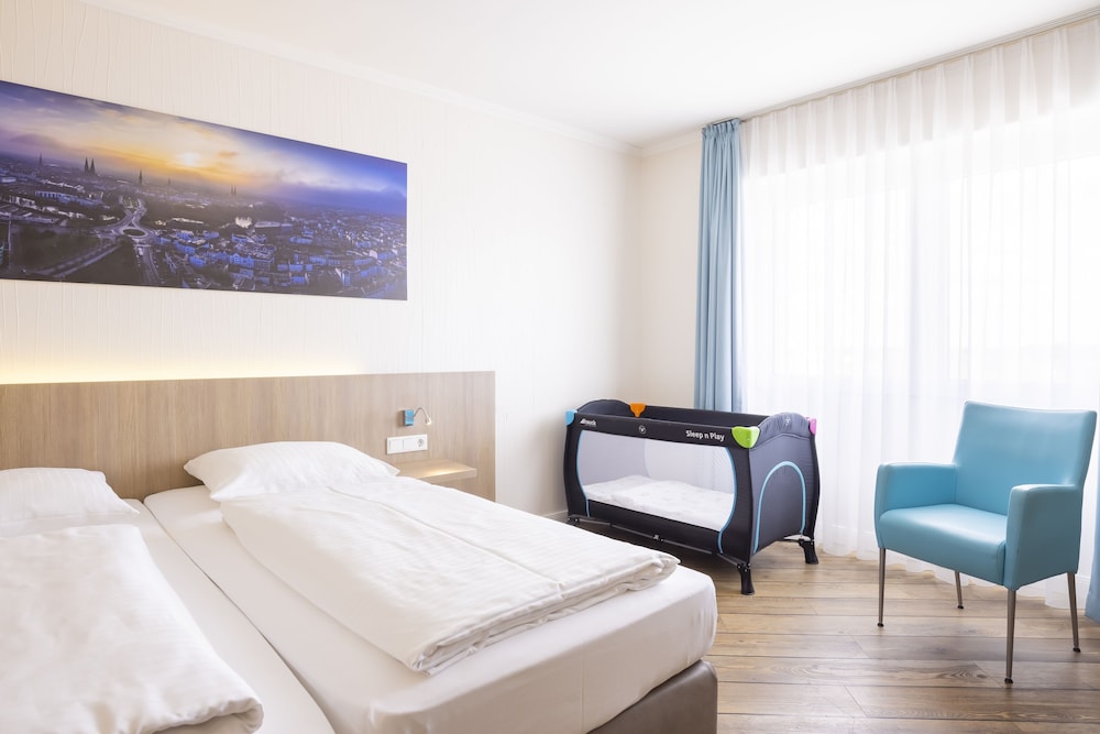 Double Room, 1 King Bed - Photo 2