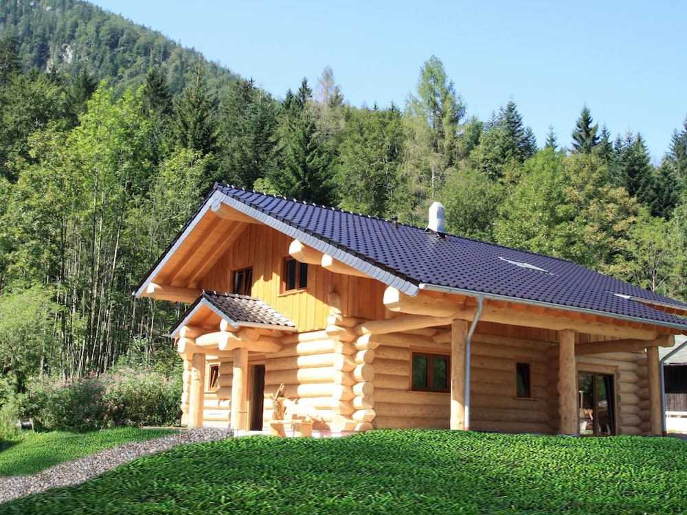 Classic House, 5 Bedrooms photo 3