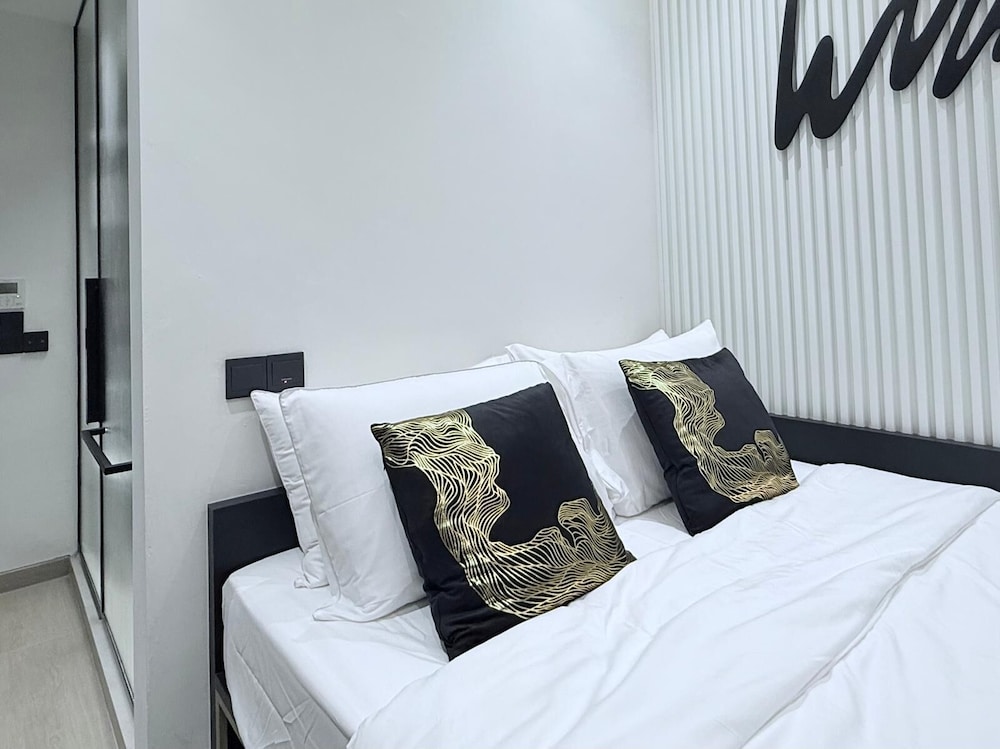 Economy Double Room photo 1