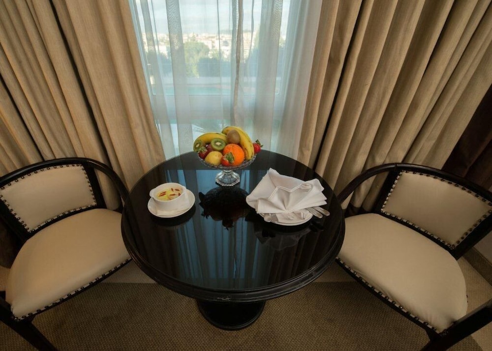 Deluxe Twin Room - Photo 4