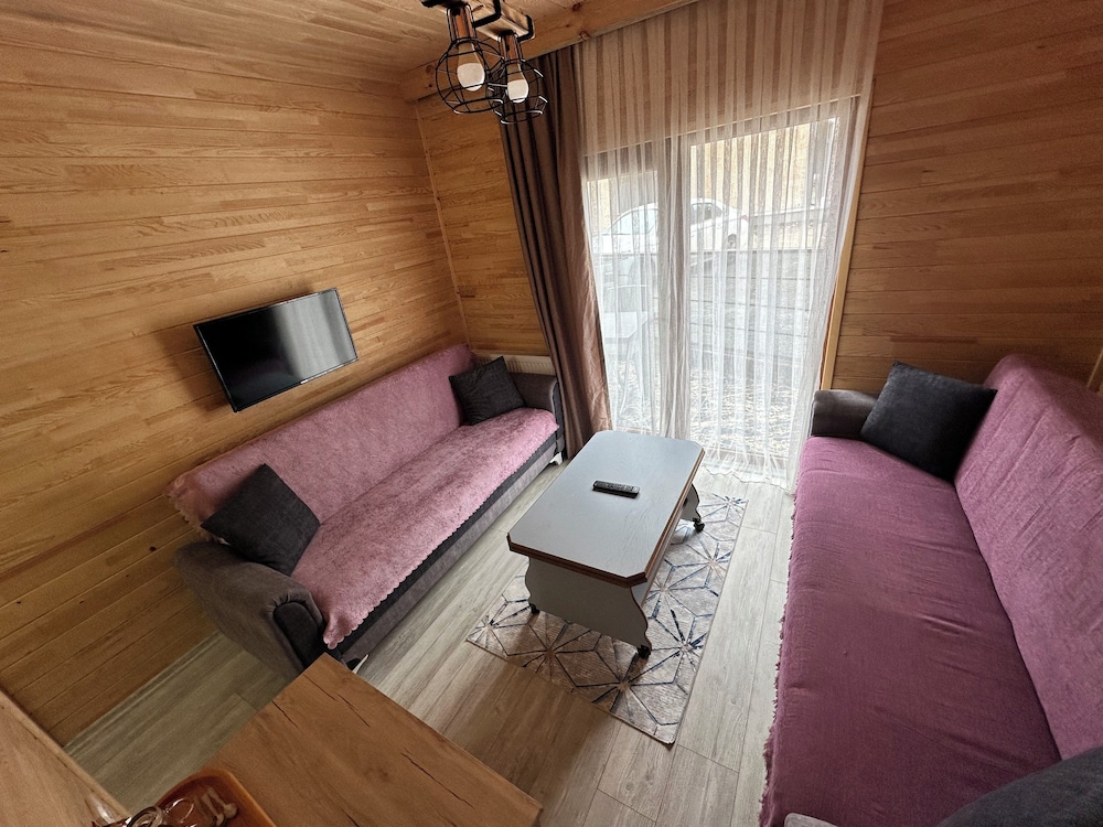 Economy Apartment photo 2