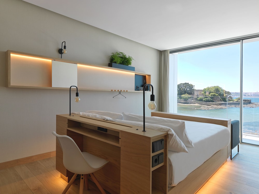 Signature Room - Photo 6