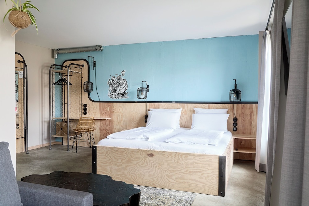 Deluxe Double Room, Resort View, Courtyard Area photo 1