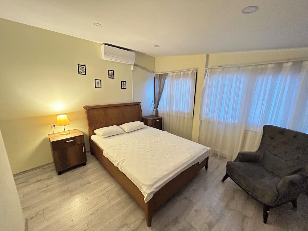 Deluxe Double Room, City View