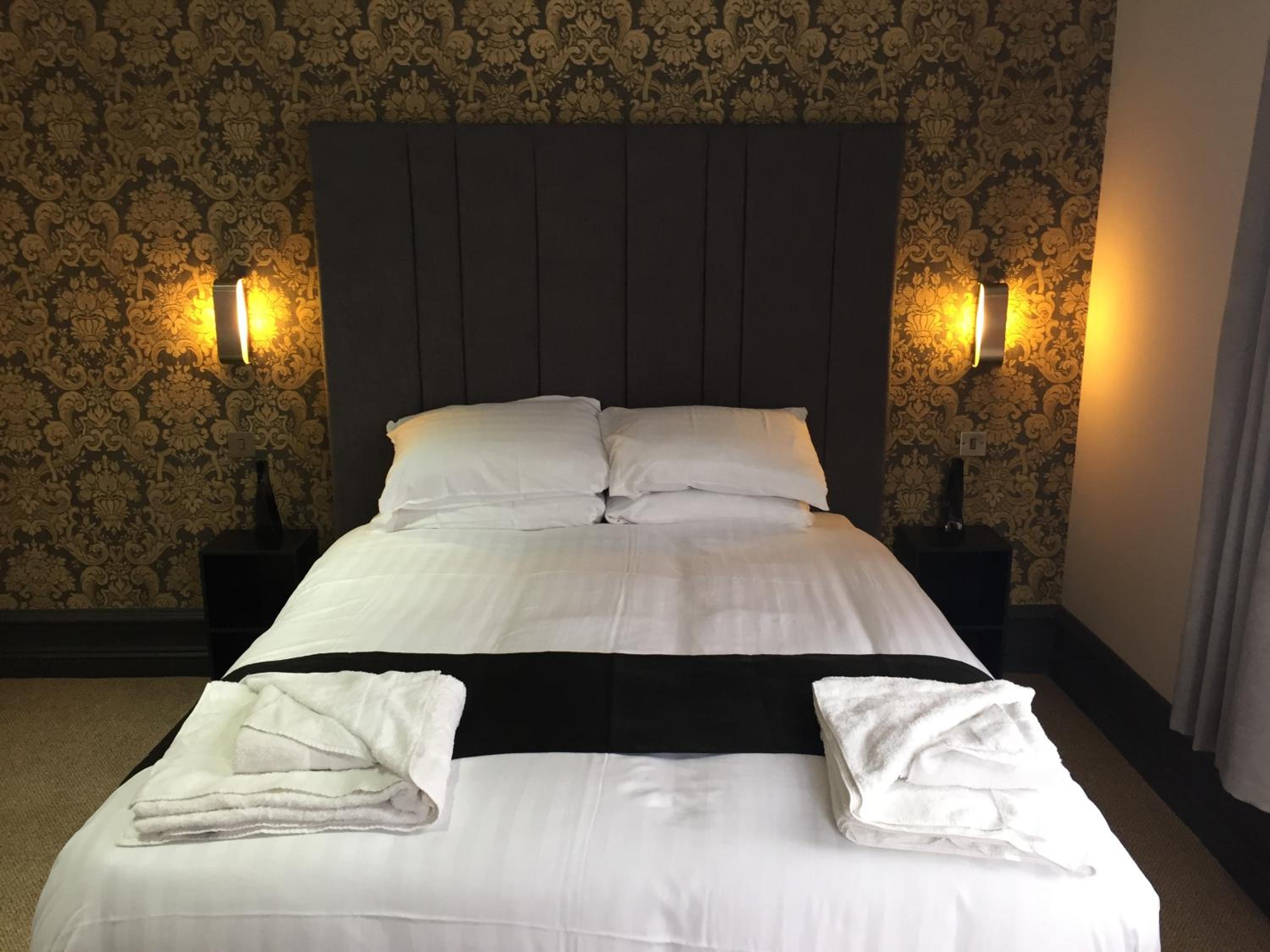 Deluxe Double Room with Shower photo 2