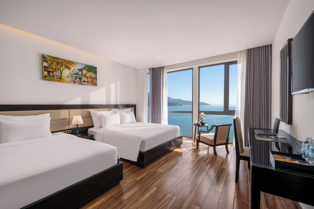 Deluxe Triple Room, Sea View