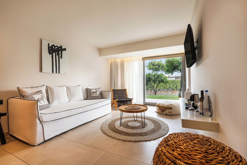 Premium Bungalow Suite with Garden View