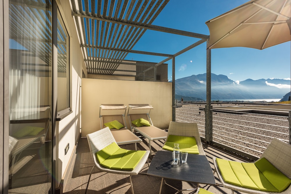 Panoramic Room, Balcony photo 3