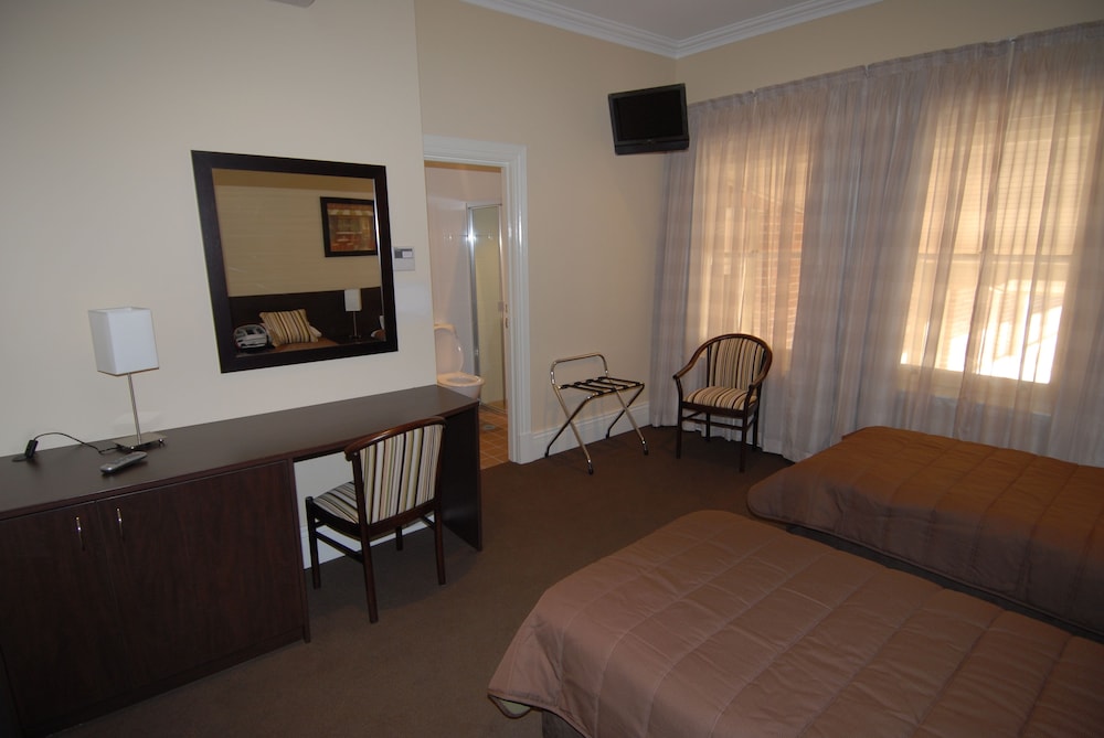 Standard Room, Non Smoking (Twin Room) photo 3