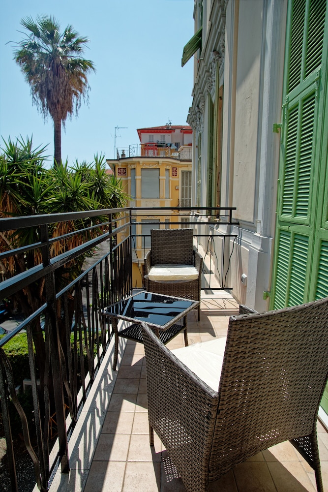 Panoramic Suite - Photo 4