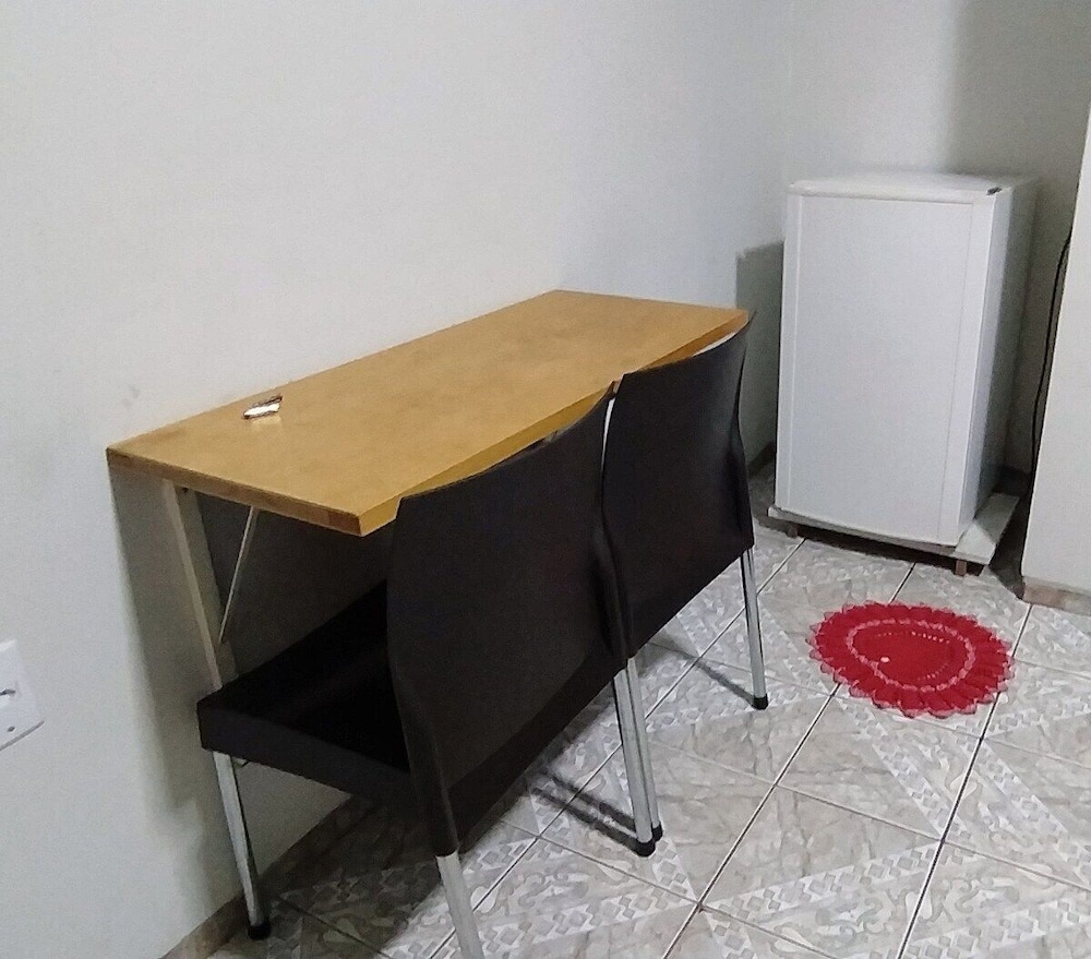 Basic Apartment photo 3